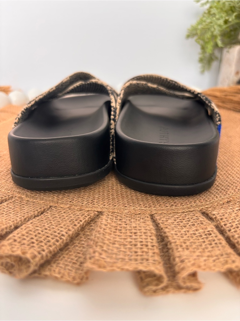 Rothy’s The Weekend Slide Sandy Cat Black Womens Size 7 - Picture 8 of 12